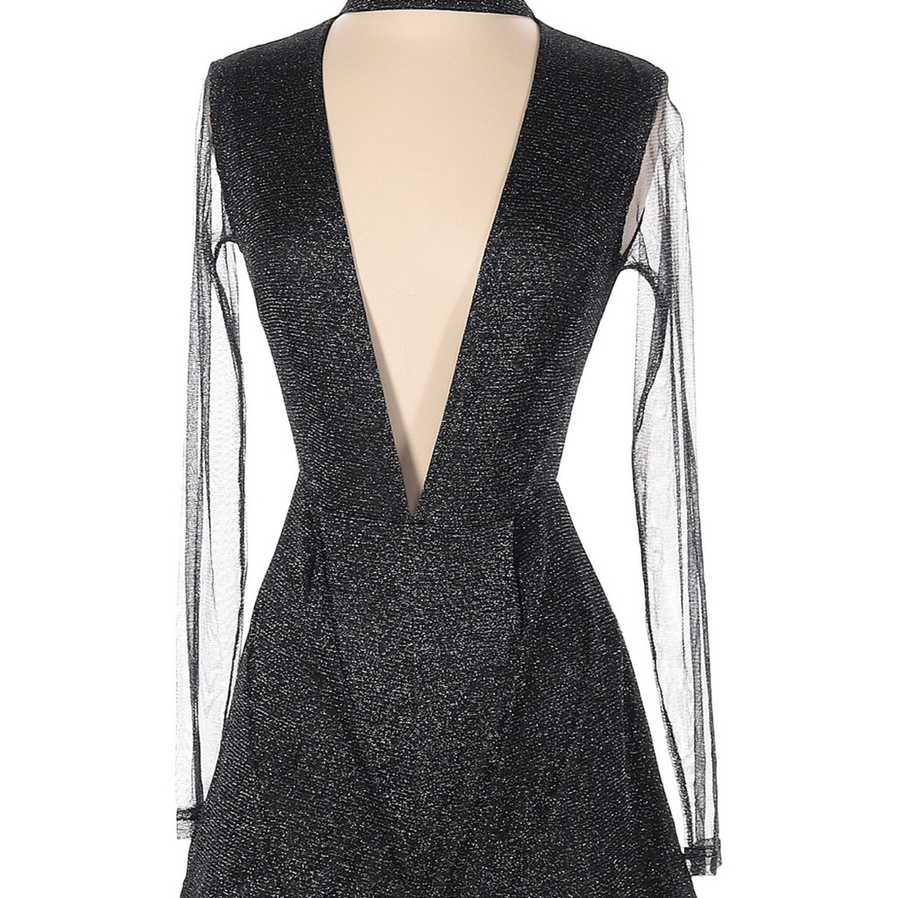Elegant Black Long Sleeve Rompee